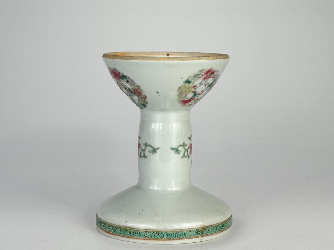 中国美術　清朝　清代　粉彩花卉文燈台　燭台　時代物　唐物　古物　旧蔵家出し