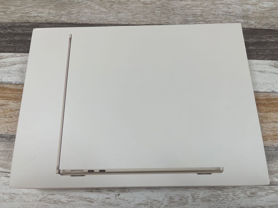 バッテリー最大容量100%MacBookair m2 スターライト 充電器箱付き