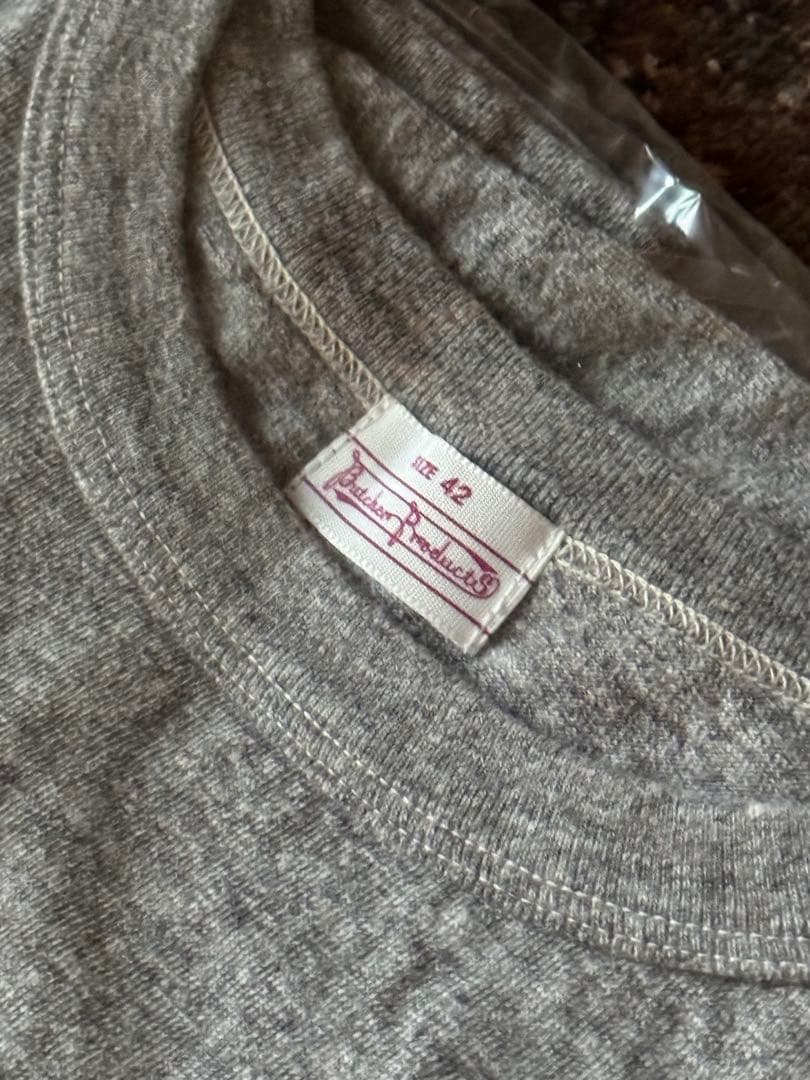 トップス At Last TOT TEE