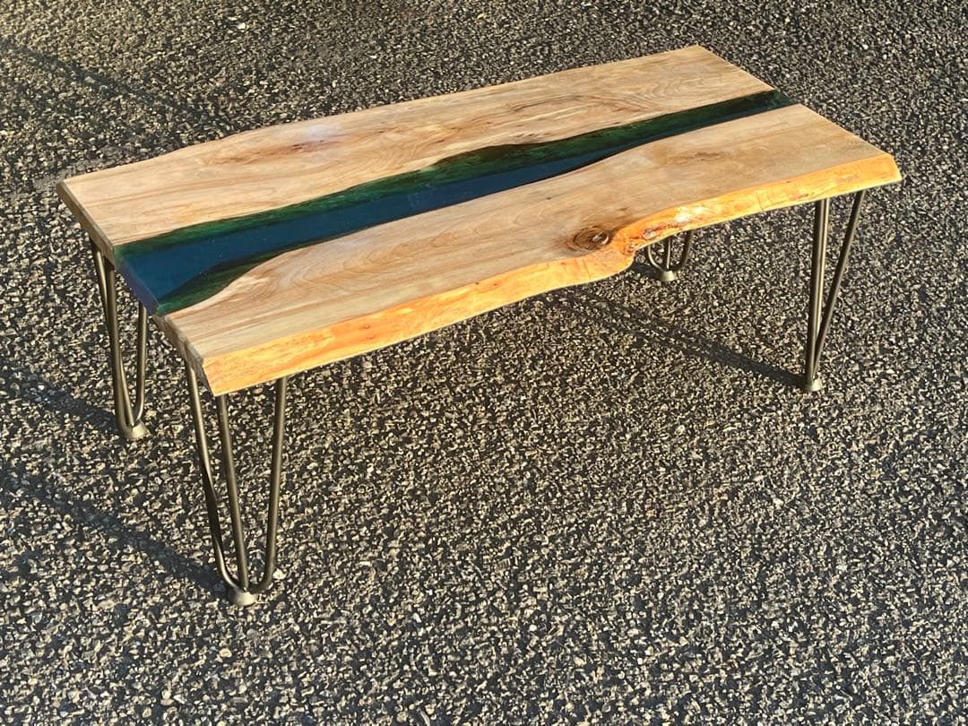 【クルミ】おしゃれ　ローテーブル レジンテーブル　リバーテーブル