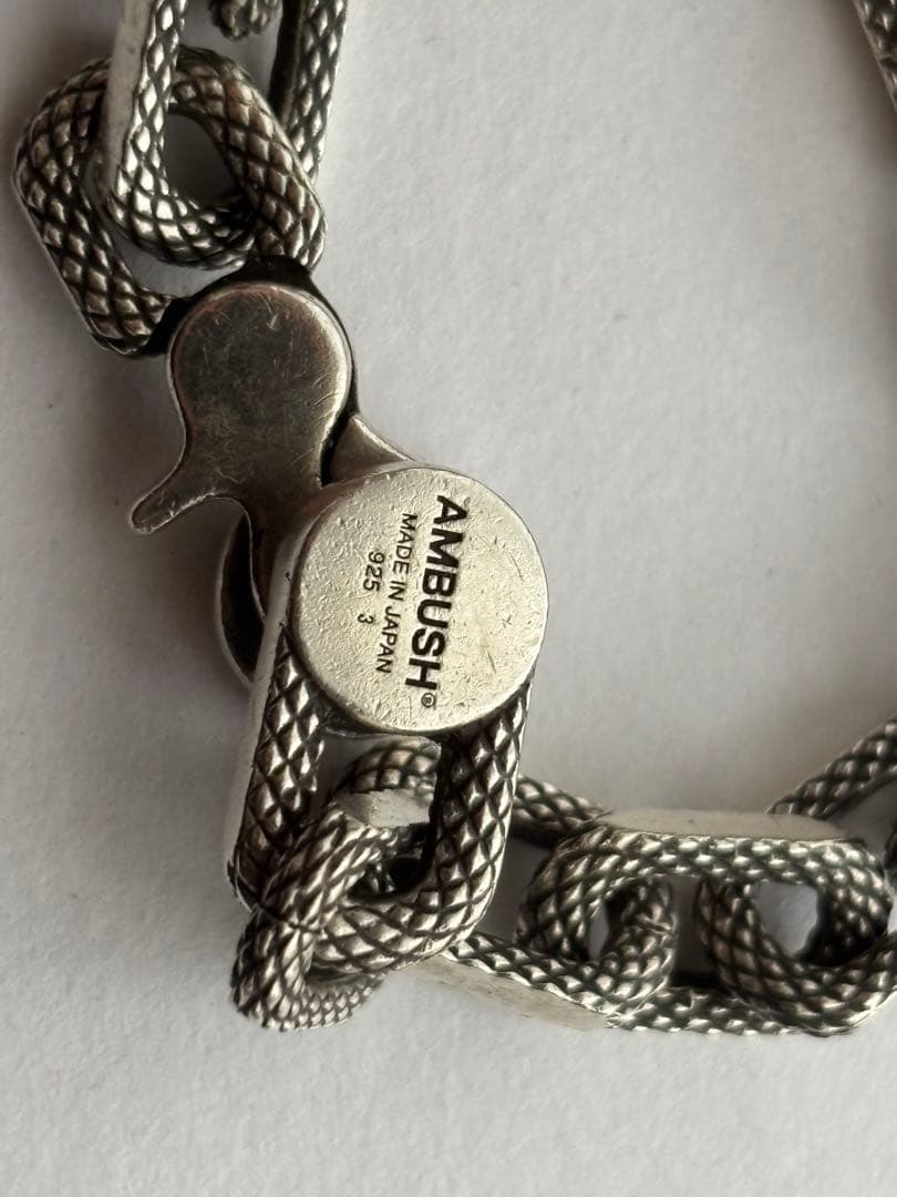 AMBUSH small textured chain ブレスレット