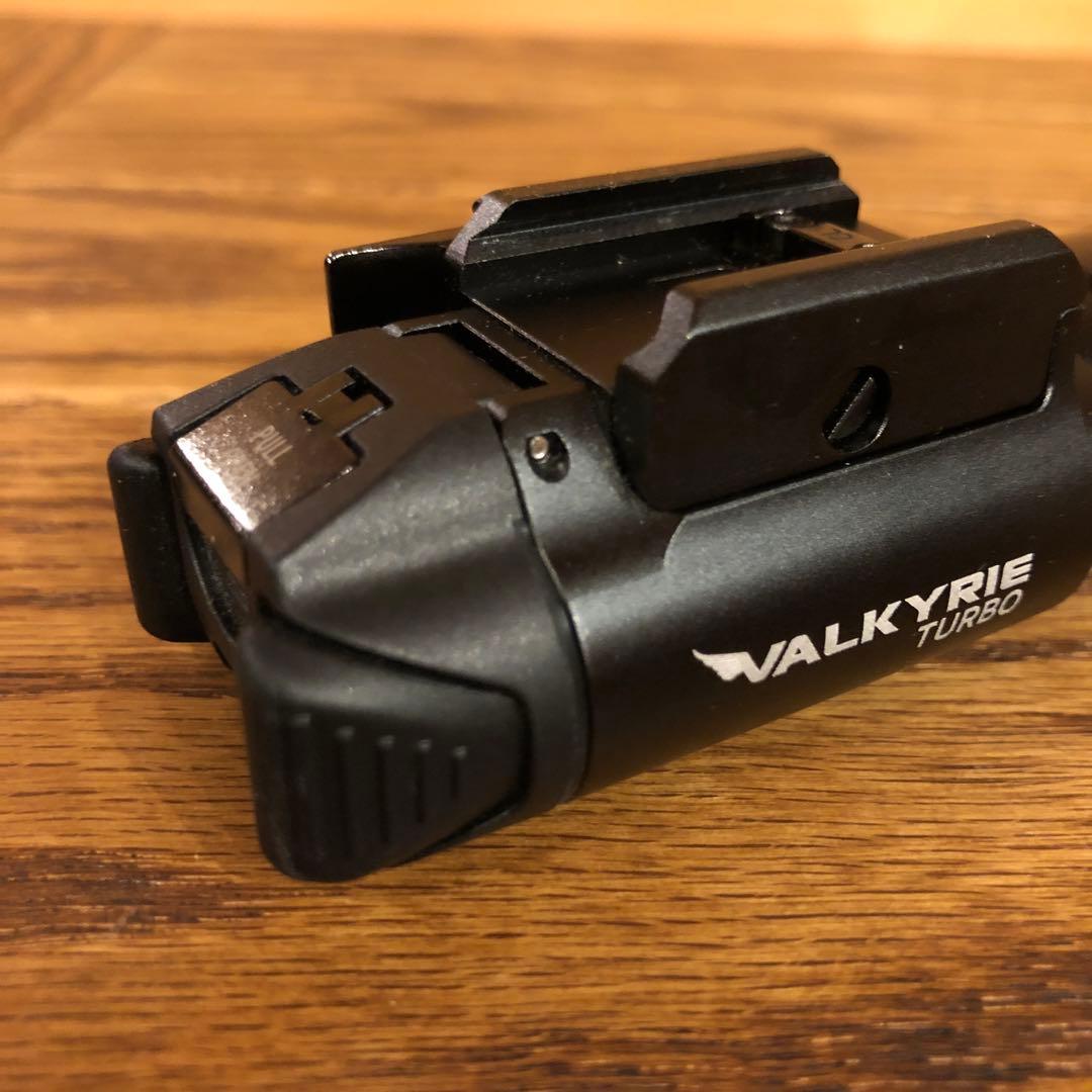 OLIGHT(オーライト）VALKYRIE TURBOウェポンライト 新品同様