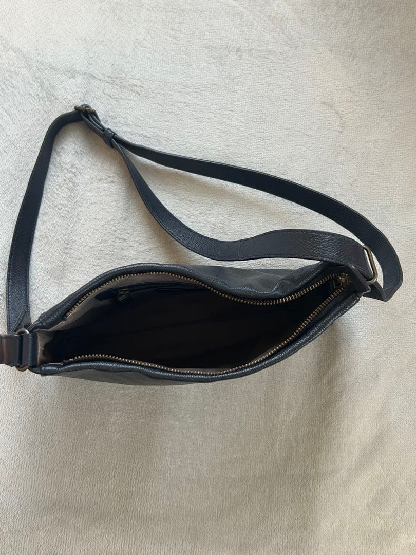 MOTHER HOUSE レザーサコッシュ ショルダーバッグ