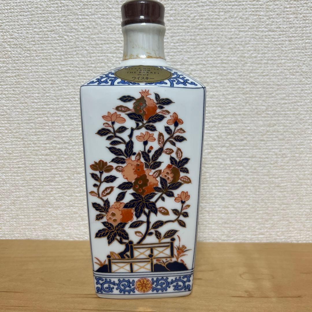 ニッカウヰスキー　フロムザバレル　有田焼　陶器ボトル