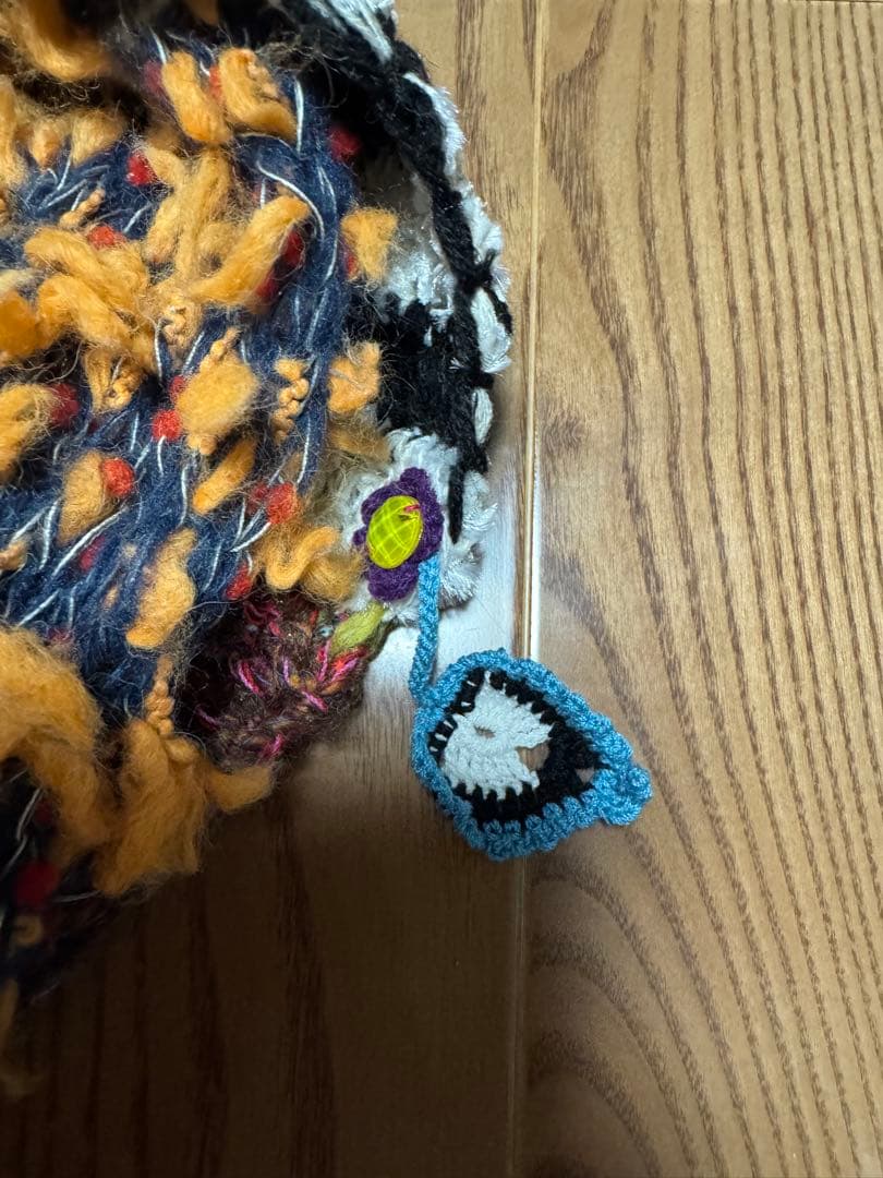 アルベロベロ　マフラー