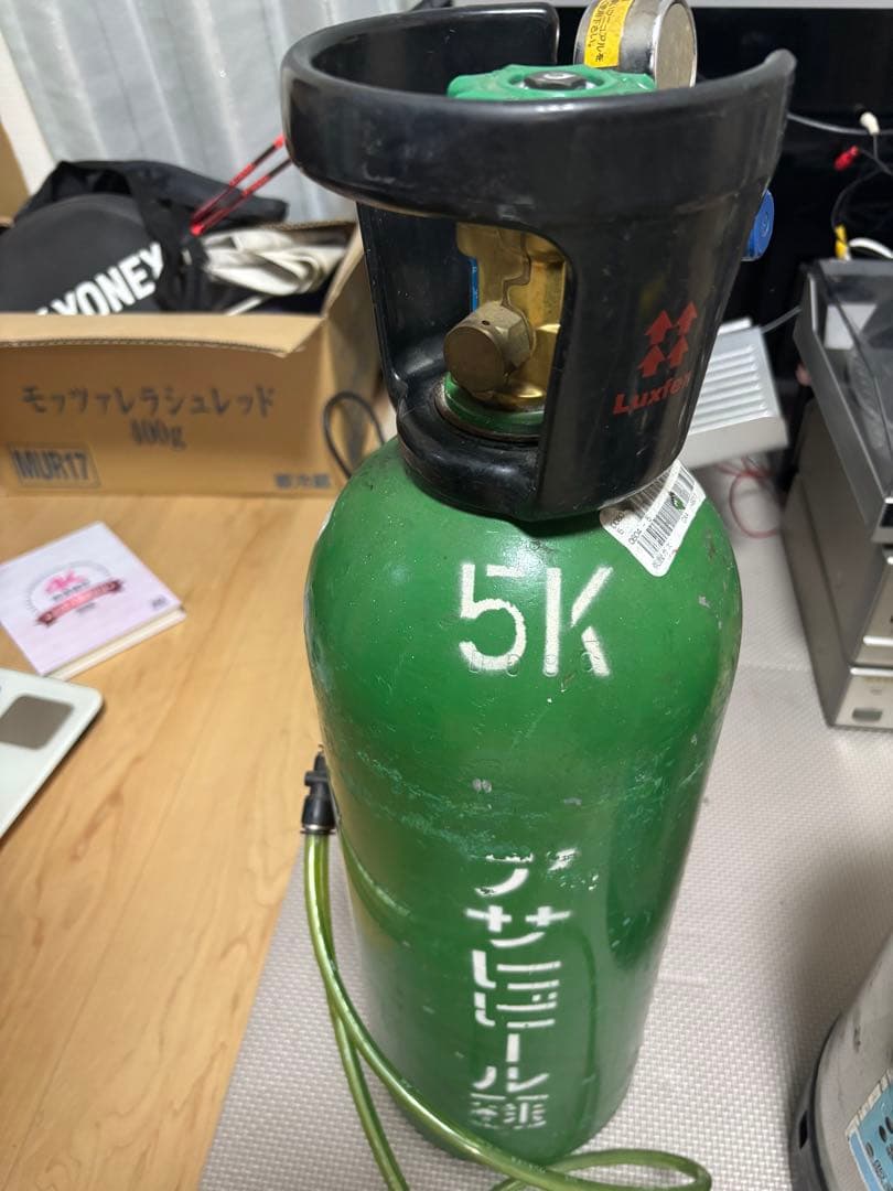 アサヒビールサーバー　ビール樽容器 液化碳酸ガス容器セット