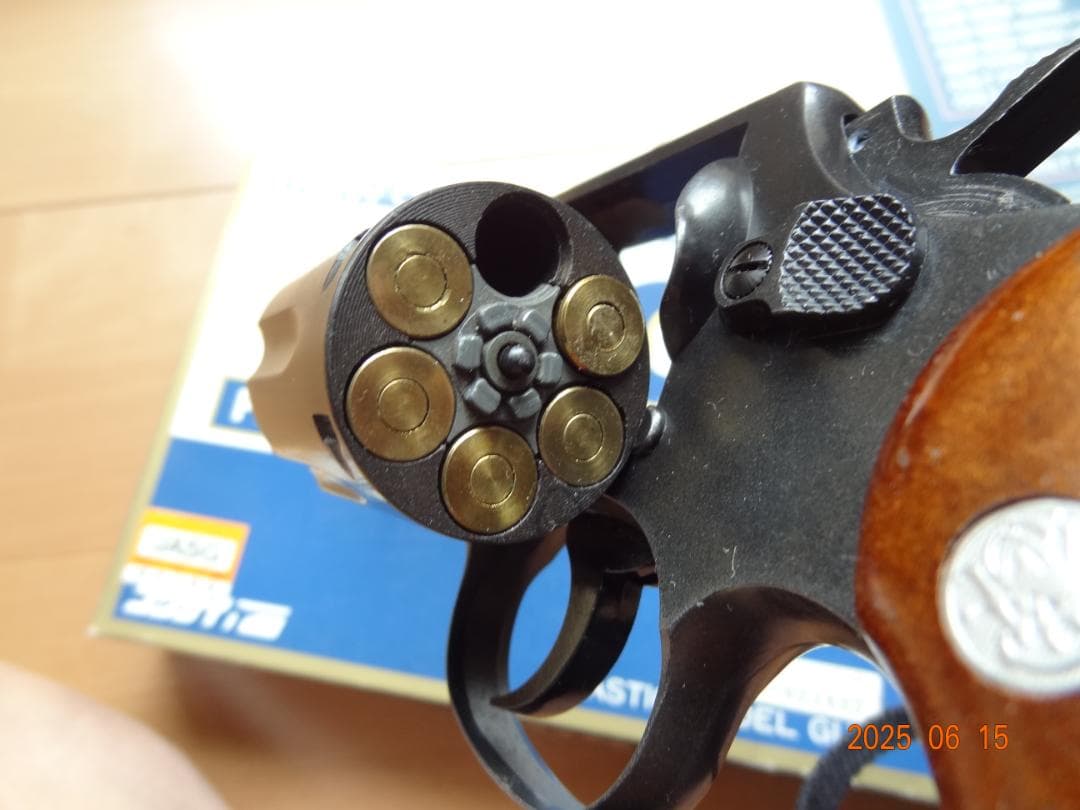 コクサイ　　プラスチック・モデルガン　　Ｍ１０・４インチ　　中古