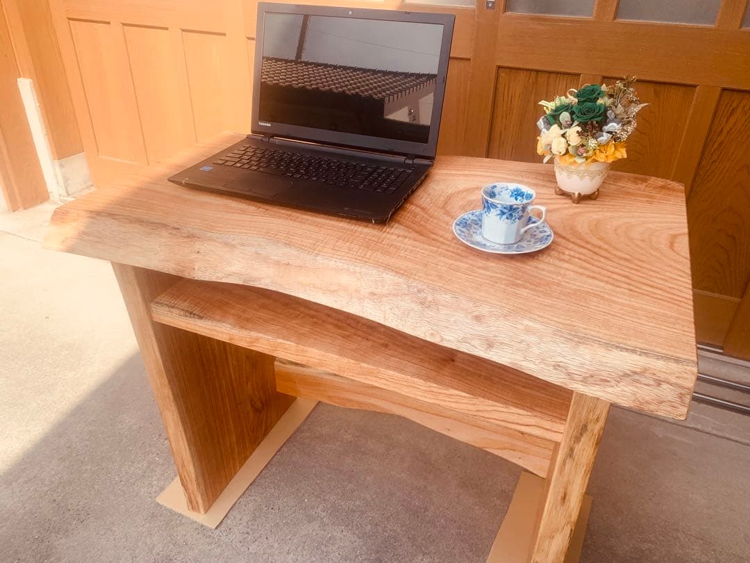 ☆ローズマリー☆無垢材(耳付栴檀一枚板)PCデスクオーダー製作＊高さ75㌢