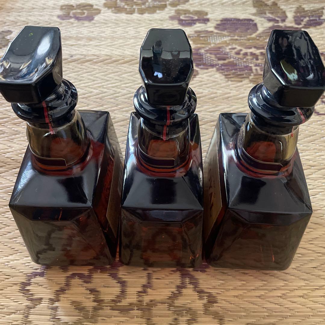 【未開栓】サントリー ロイヤル ブレンデッドウイスキー 700ml 43%