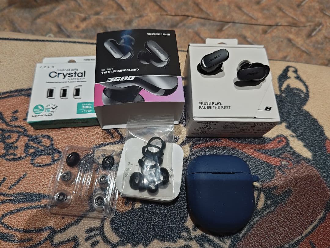 へびBose quietcomfort ultra earbuds第1世代