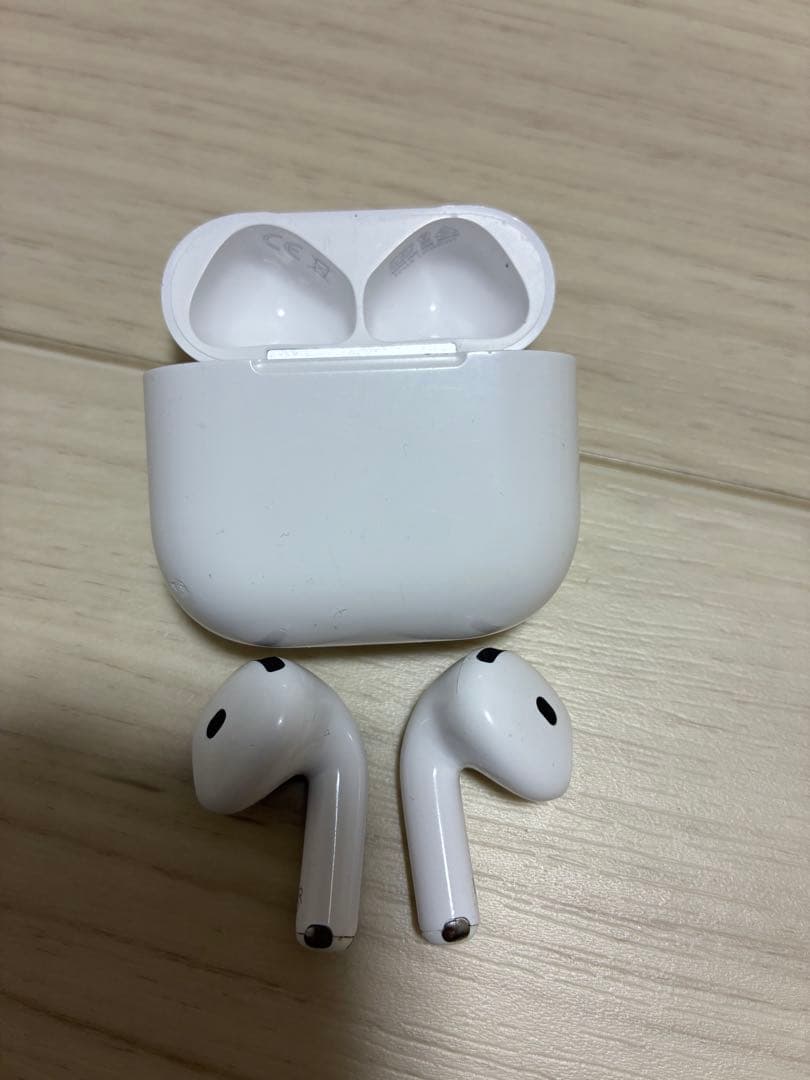 AirPods4ノイズキャンセリング搭載
