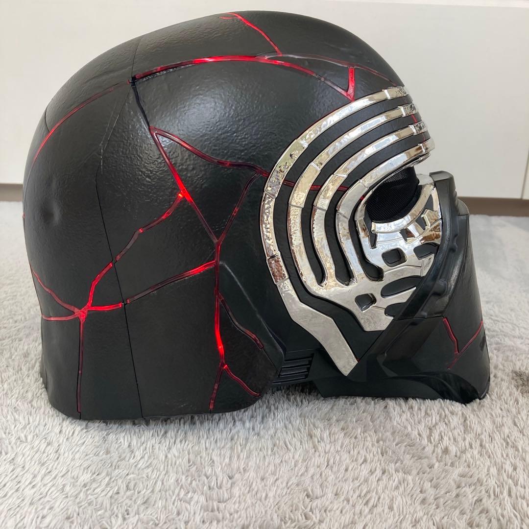 [超激レア！海外ディズニー限定品] レプリカ カイロ・レン ヘルメット