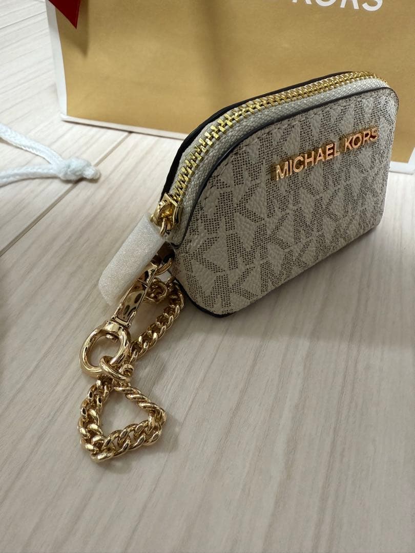 MICHAEL KORS ケース キーチェーン付き