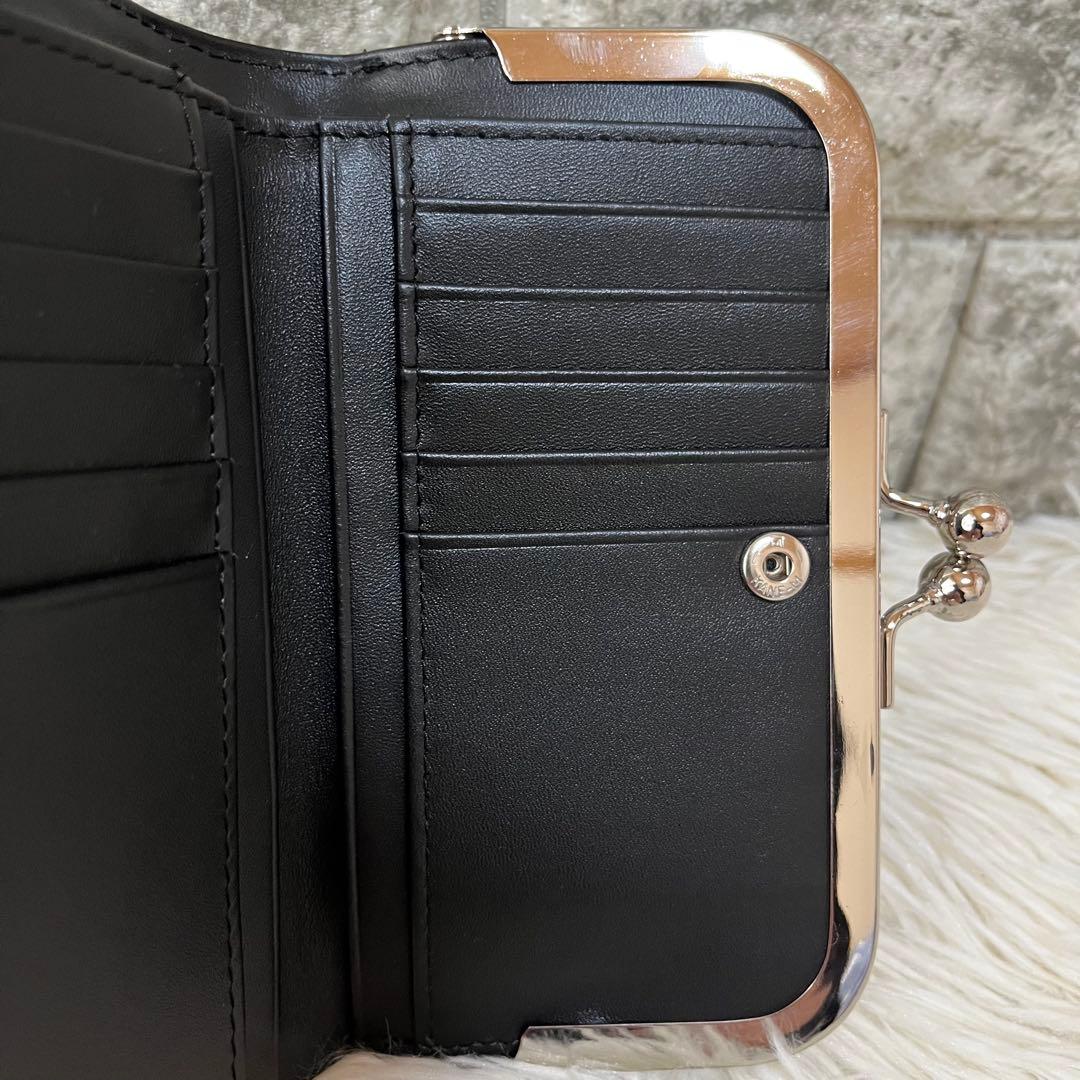 【新品未使用】希少　エピヌ　ハートスタッズ　ウォレット　二つ折り財布