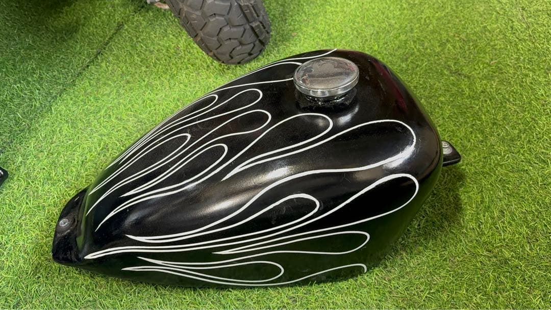 ガレージt&fドラッグスター250スポーツタンク