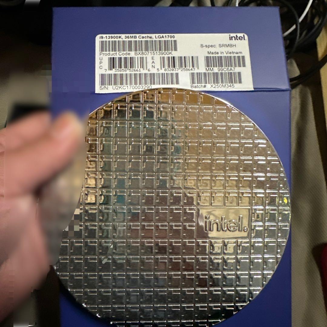 CPU Intel Core i9-13900K +MSIZ690CARBONWIFI