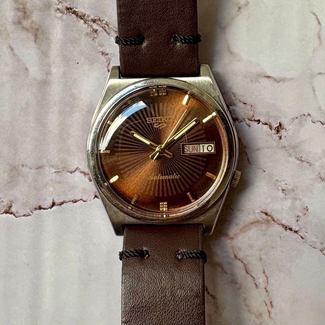 SEIKO5自動巻き メンズ腕時計 ヴィンテージ70Sデイデイト　ブラウン