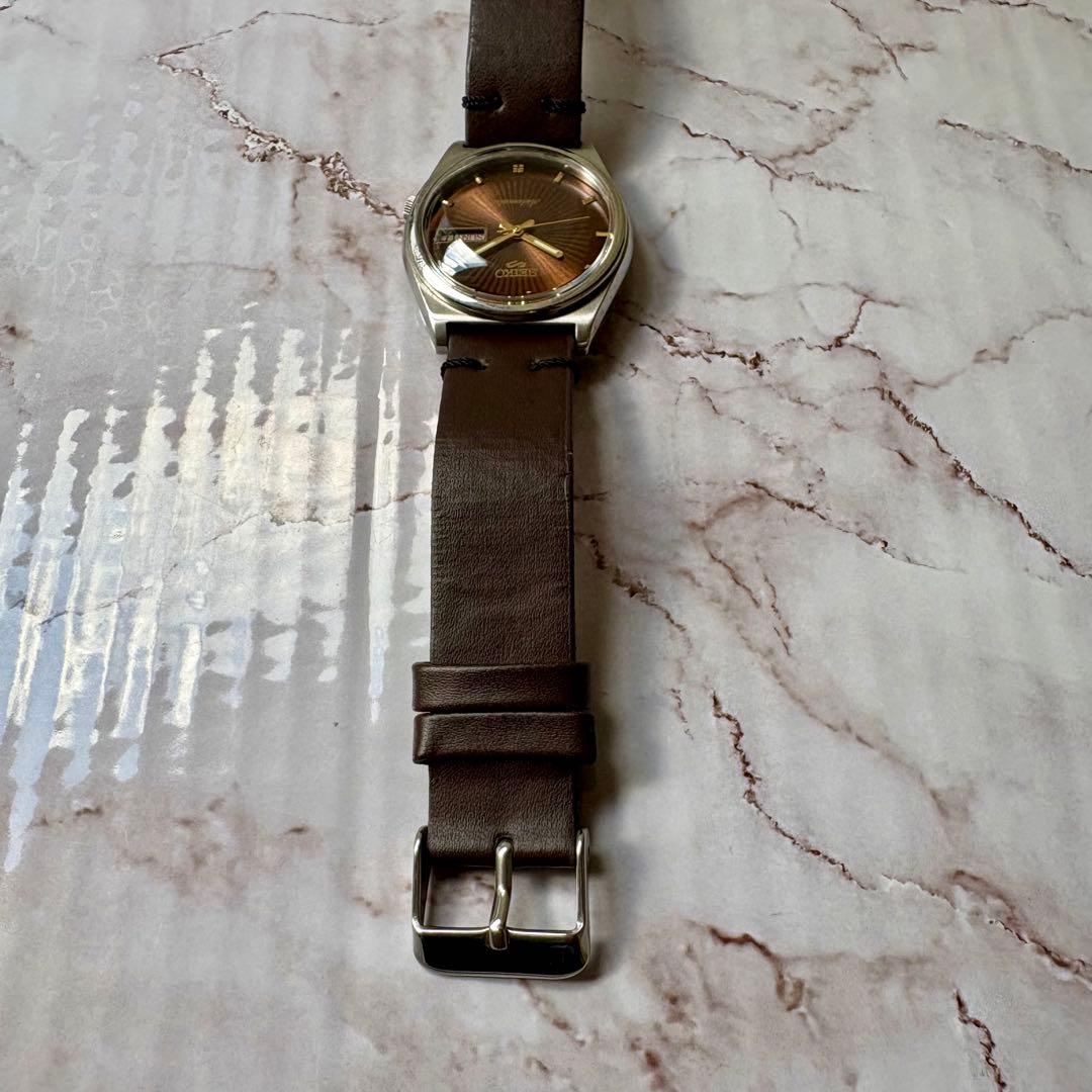 SEIKO5自動巻き メンズ腕時計 ヴィンテージ70Sデイデイト　ブラウン