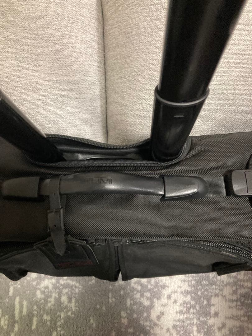 【使用2回】TUMI トゥミ 22033DH キャリー2輪