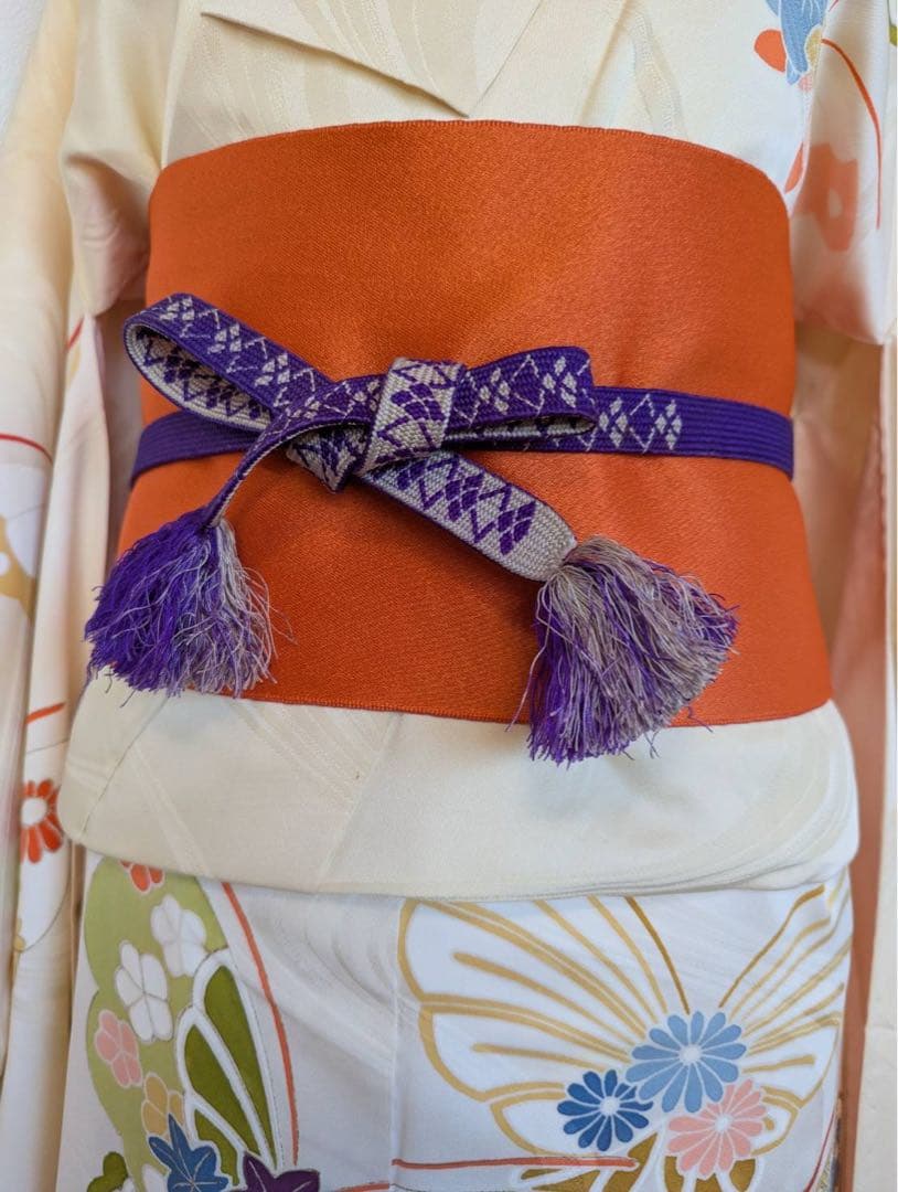 ラ・ソールの端折りが素敵な二部式着物　振り袖二部式