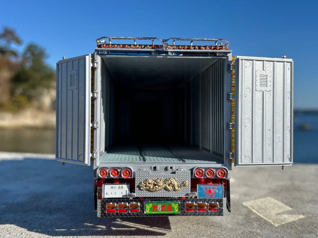 a*0様 トラック野郎一番星突撃一番星デコトラプラモデル