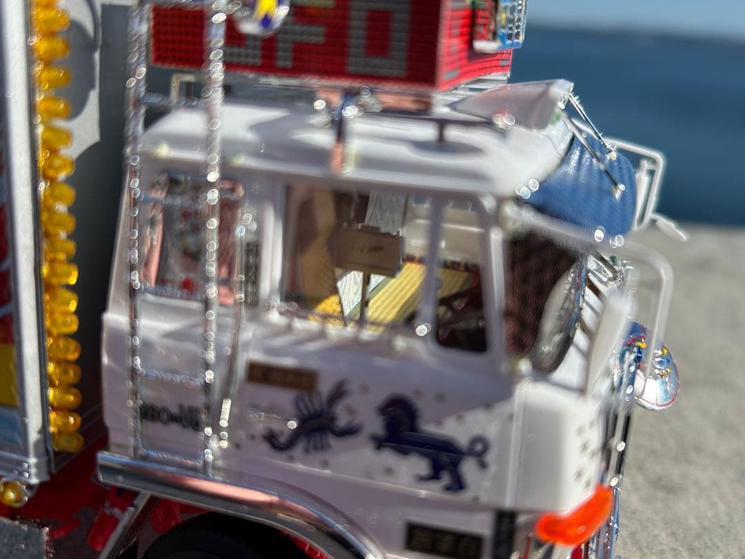 a*0様 トラック野郎一番星突撃一番星デコトラプラモデル