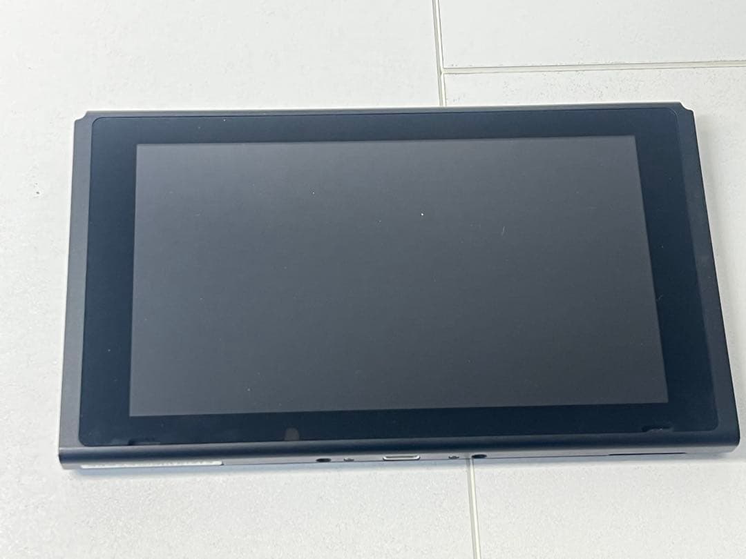 現状品 Nintendo Switch ネオンブルー ネオンレッド