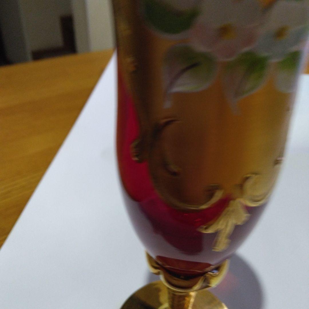 ベネチアングラス　赤と金のガラスグラス 花柄