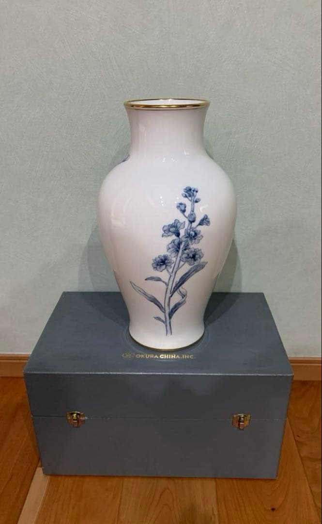 希少　大倉陶園　OKURA 高級　花瓶　正規品　フラワーベース　金彩　花　美品