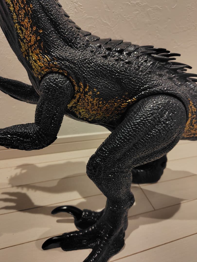 マテル　インドラプトル　ビッグサイズ