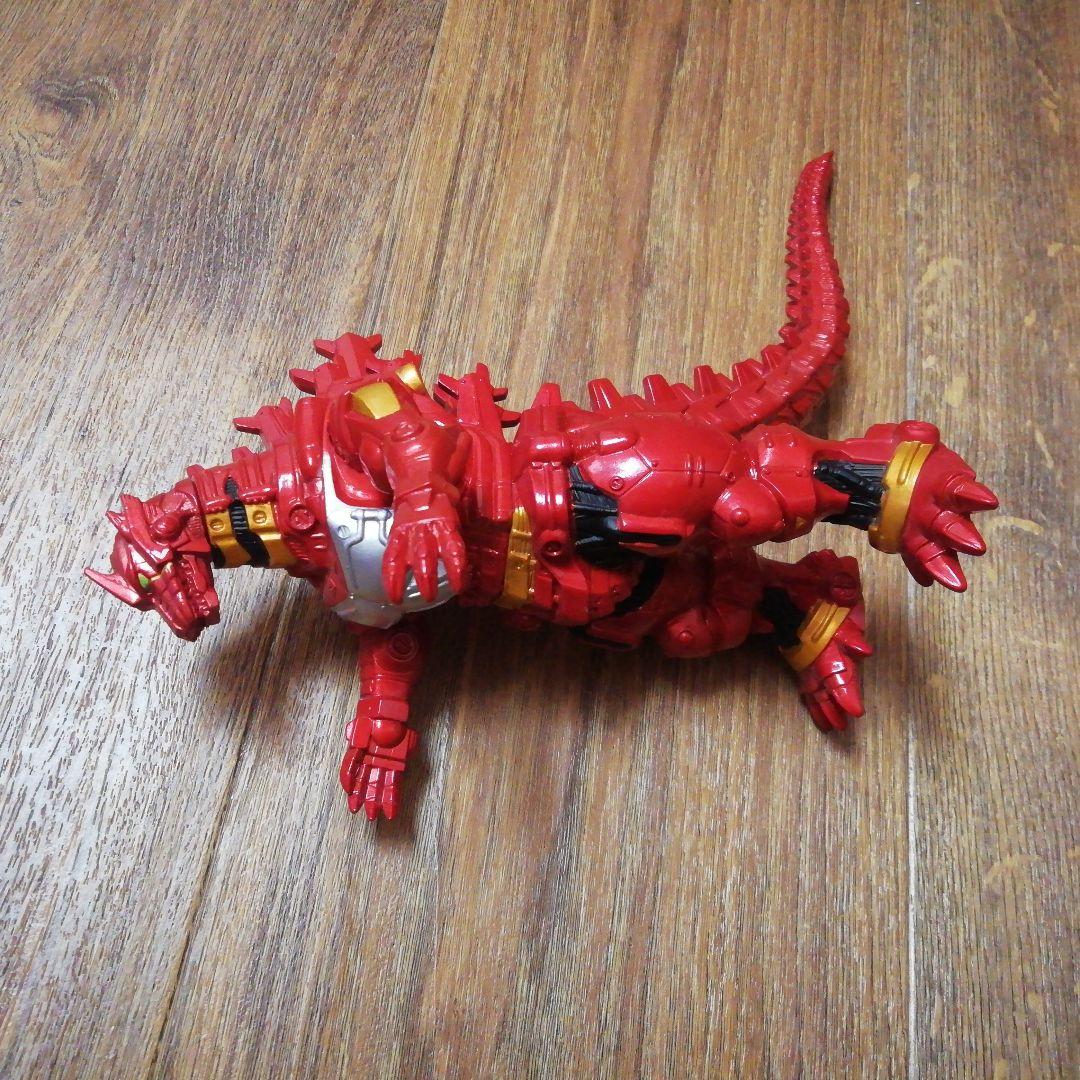 メカゴジラ　エヴァンゲリオン　弐号機　限定　赤　フィギュア 約17cm