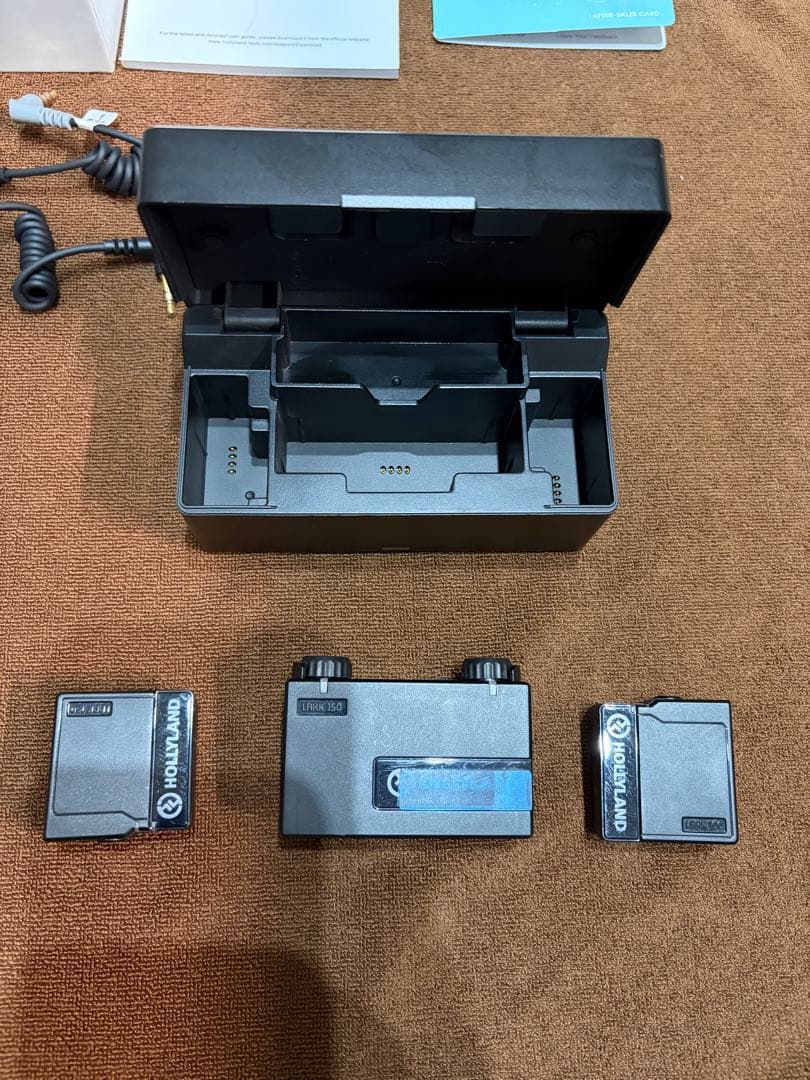 Hollyland LARK 150 ワイヤレスマイクシステム