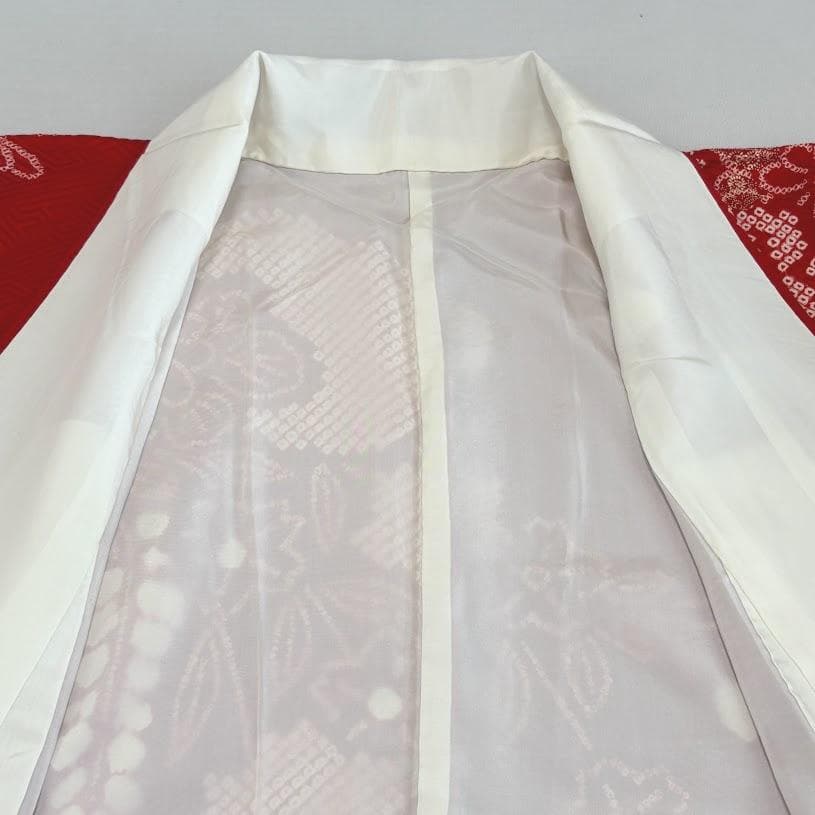 ゆりのはな　本振袖　総絞り　金駒刺繍　金彩入り　花柄　赤色系　正絹　K401