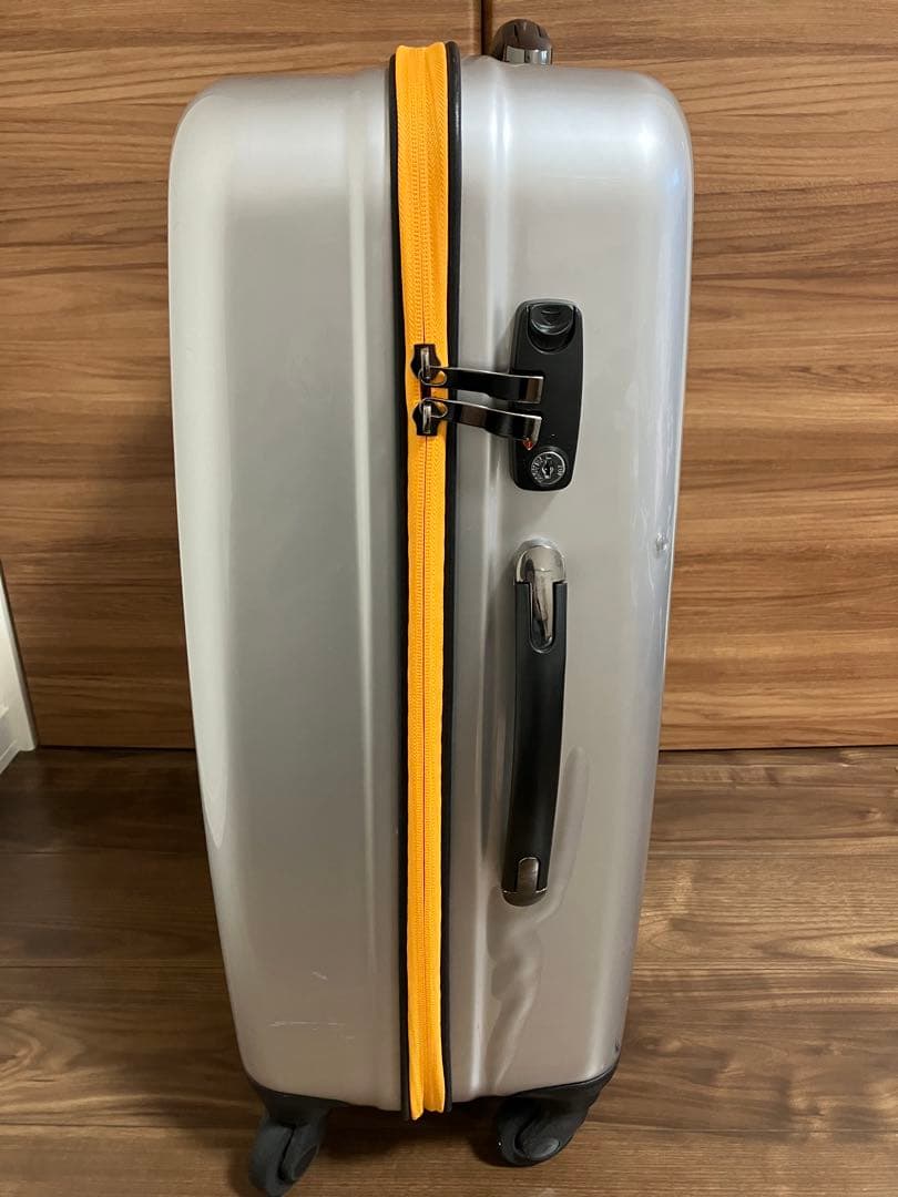 キャリーケース　BABYMILO BY SANRIO