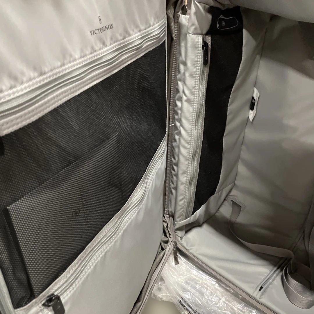 VICTORINOX キャリーケース 605657