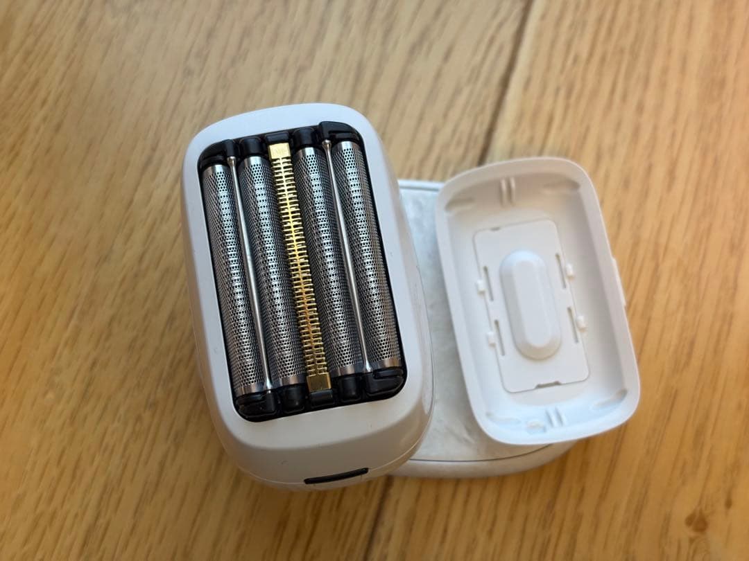 ラムダッシュ　パームイン　ホワイト　パナソニック