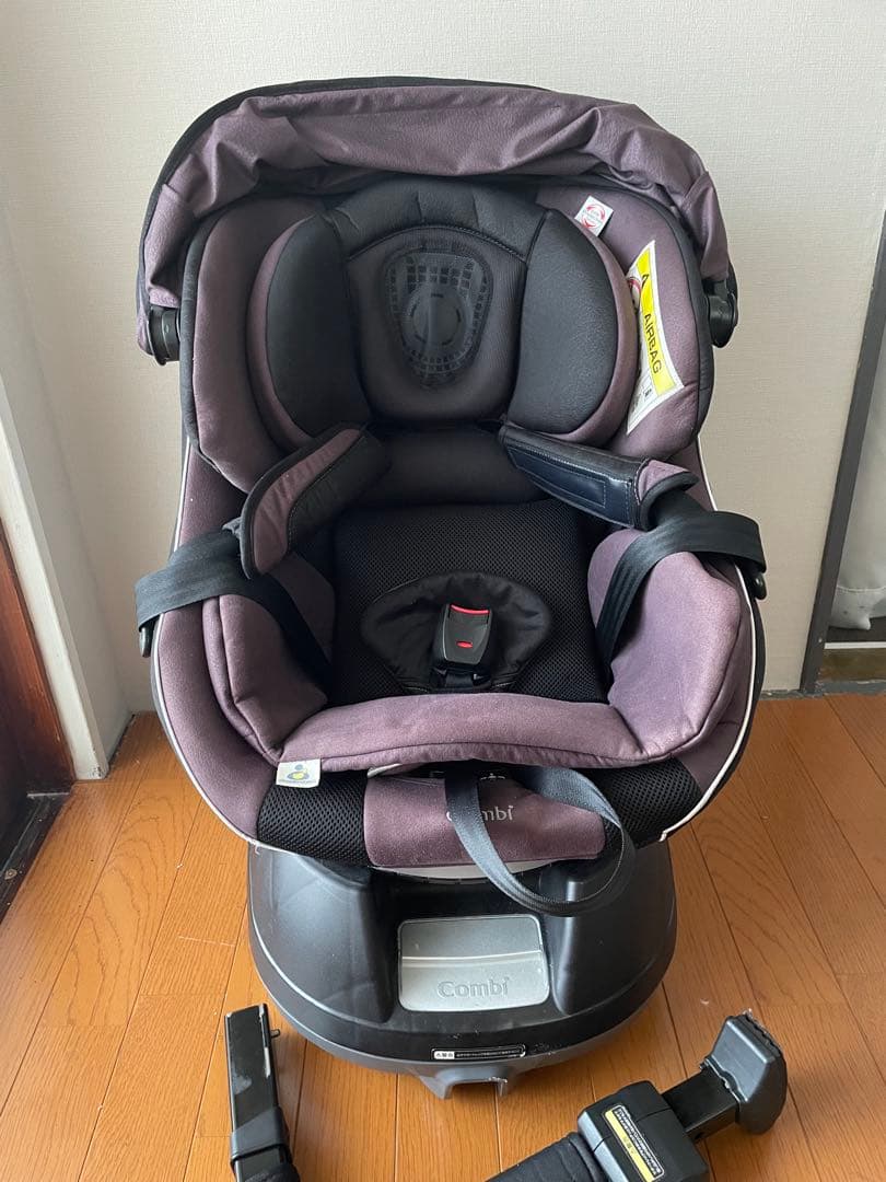 【週末限定お値下げ】Combi コンビ ネルーム エッグショックチャイルドシート