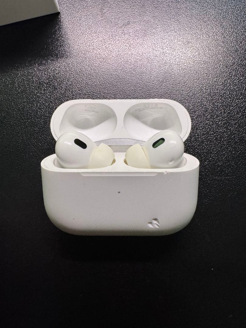 AirPods Pro 第二世代　本体 ホワイト