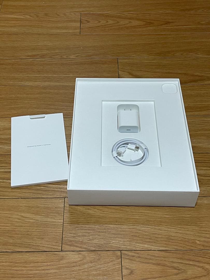 iPadPro 12.9インチ 第6世代　256GB シルバー Wi-Fiモデル