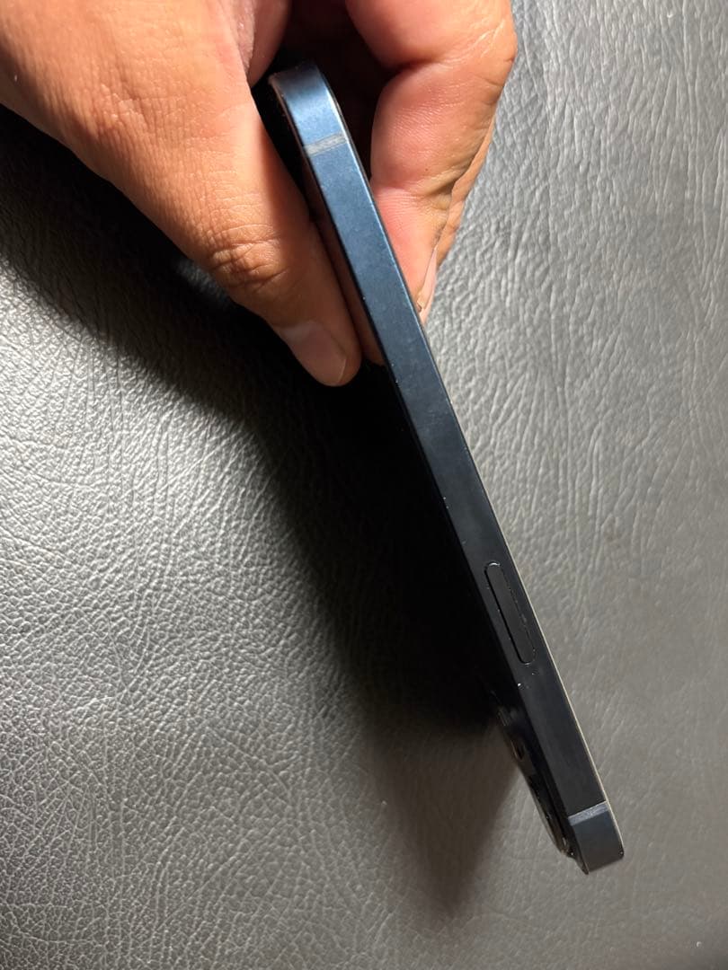 iPhone13 128GB ミッドナイト 中古　美品　箱備品有り