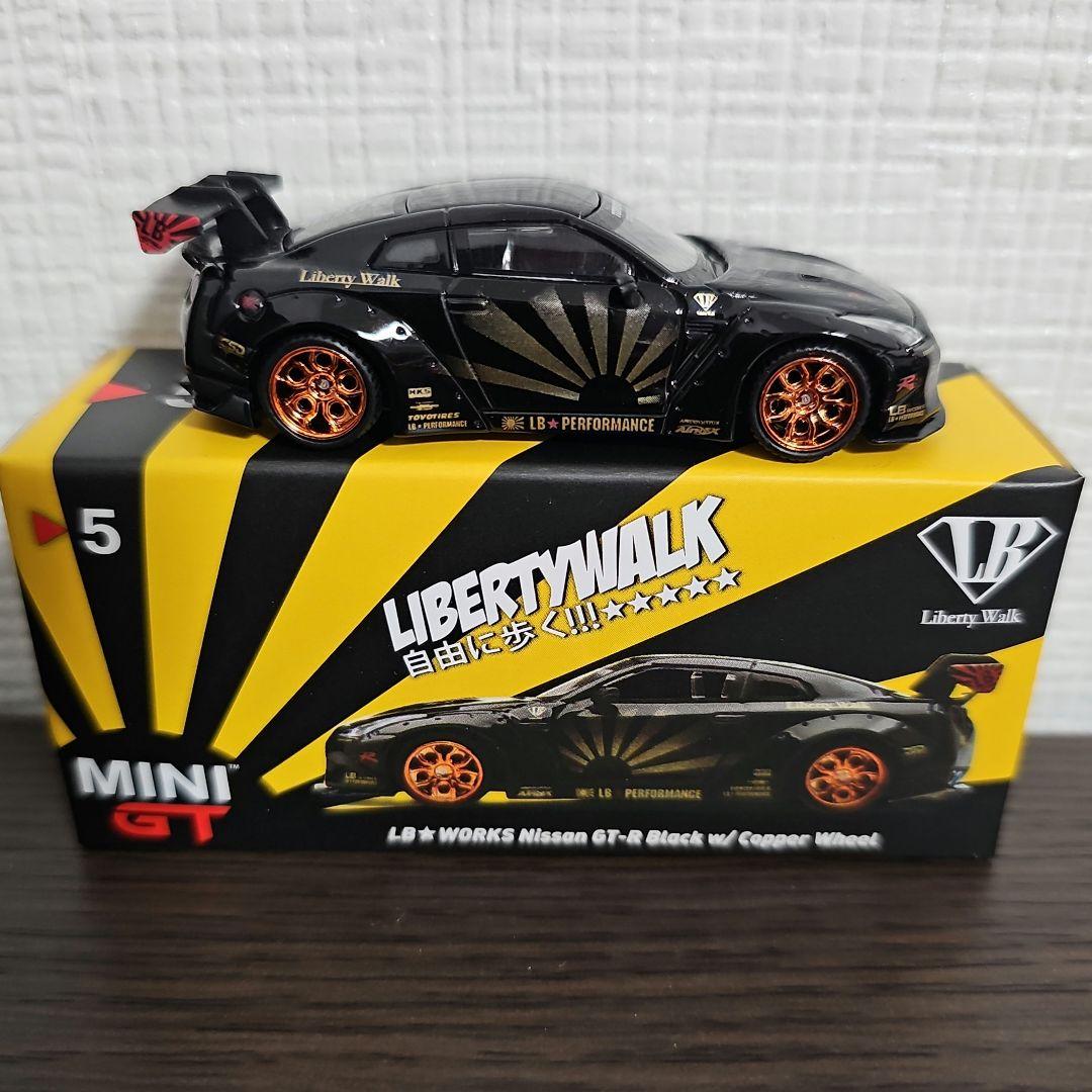 LIBERTY WALK LB★WORKS Nissan GT-R Black