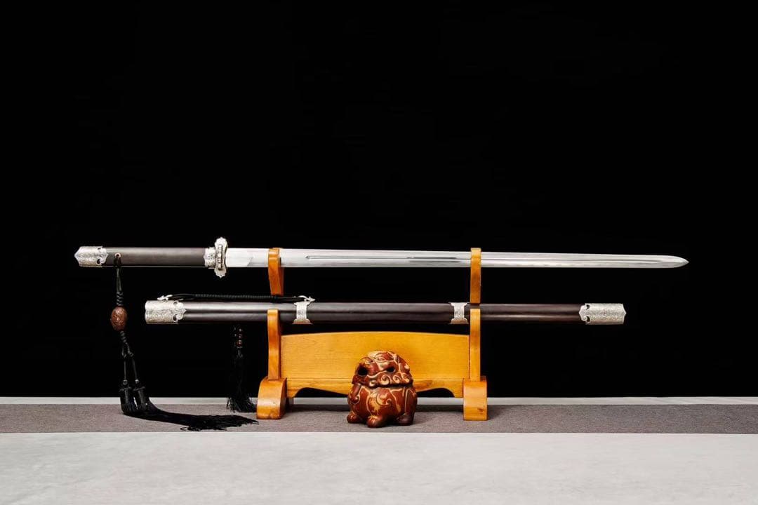 流羽唐剣 巻草紋 模造刀 武具 舞踊刀 古兵器 漢剣 古兵器 太刀 武蔵