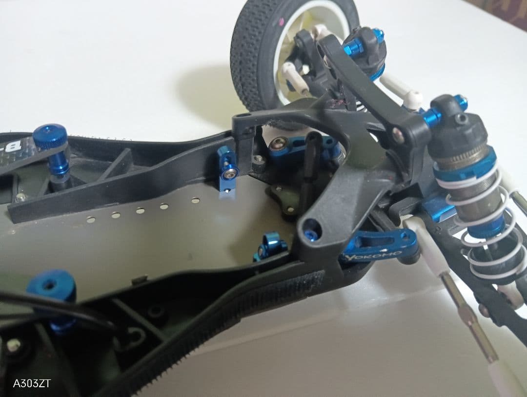 Yokomo B-MAX2 オフロードバギー