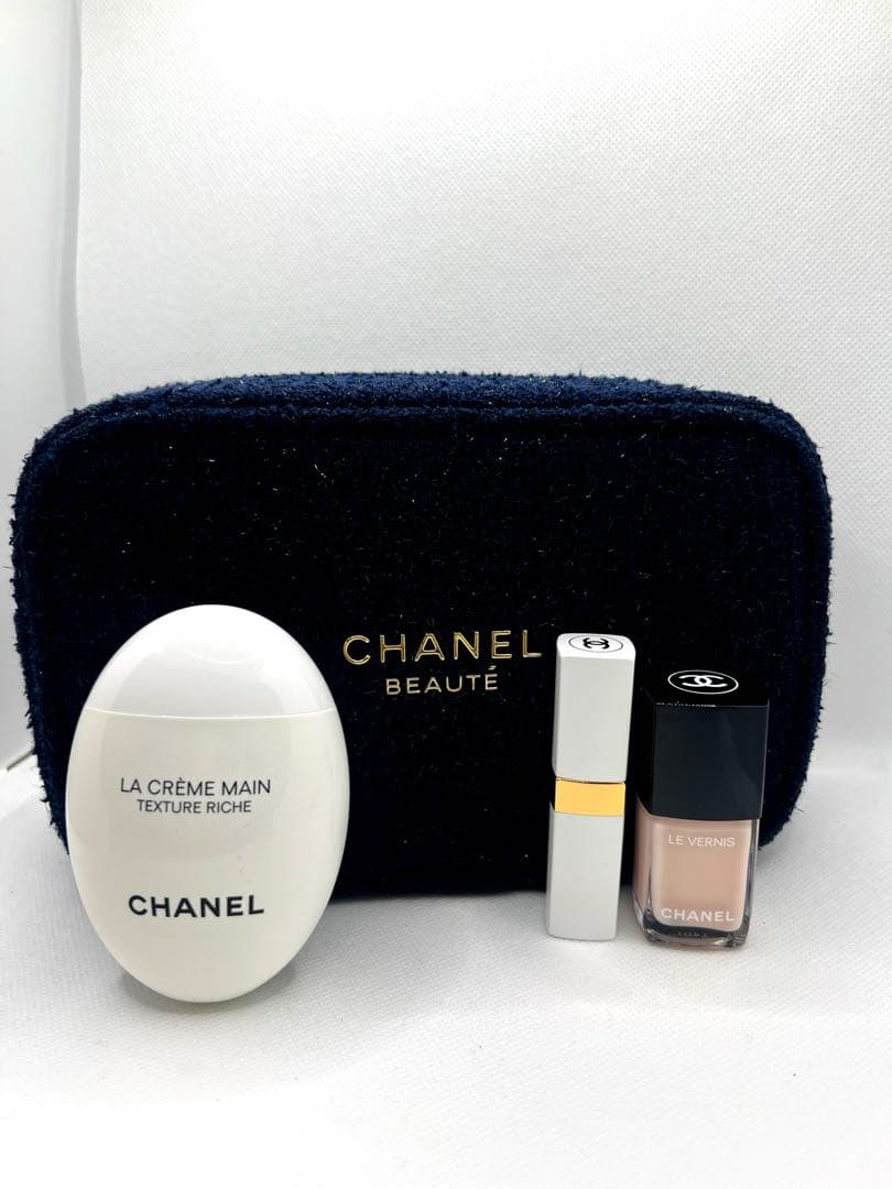 【期間限定値下】シャネル　リップアンドネイルケアセット