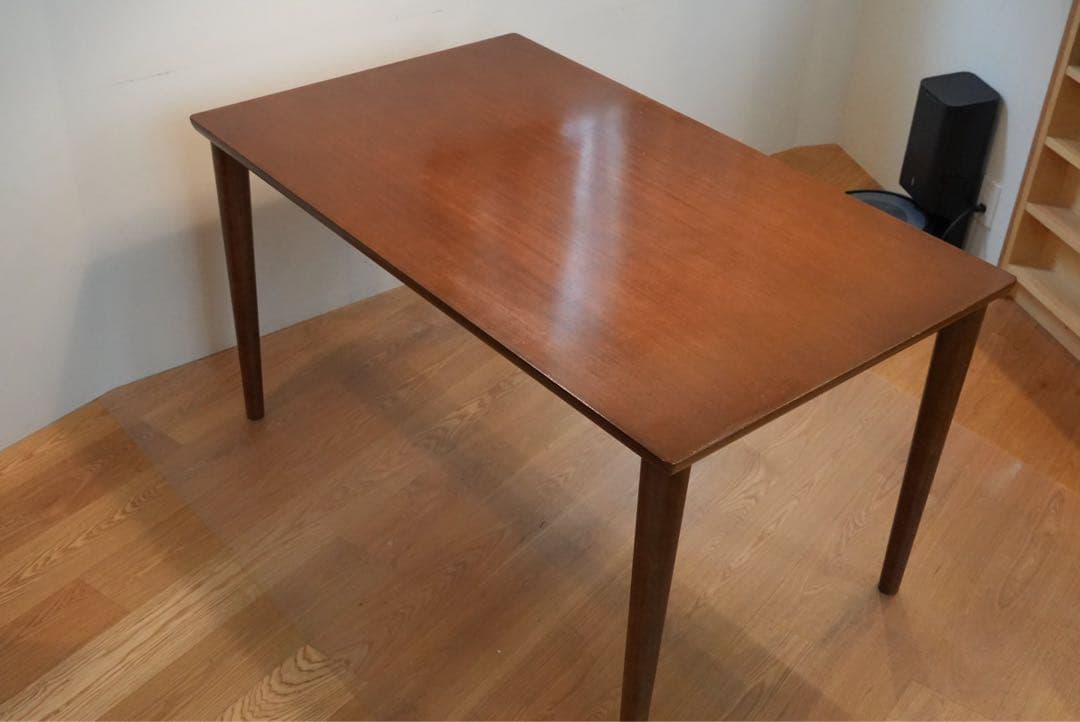 リ*エ様 カリモク60 ダイニングテーブル130cm ウォールナット