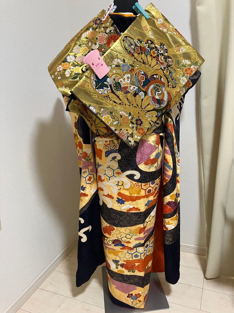 サービスセット しつけ糸つき紺の古典柄正絹振袖 全て揃ったフルセット M～トール