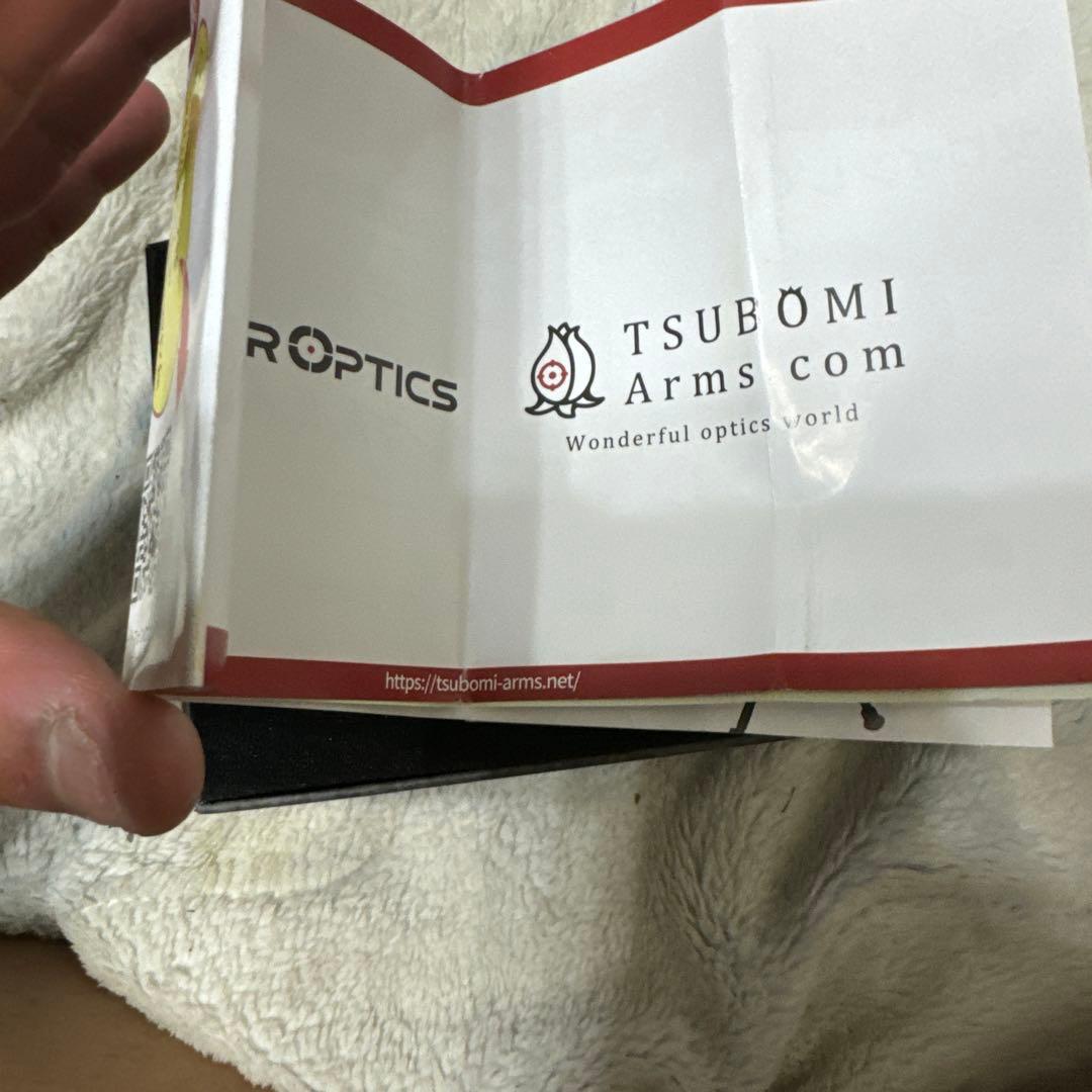 VECTOR OPTICS Calypso 3x32 レンズカバー 電池付き