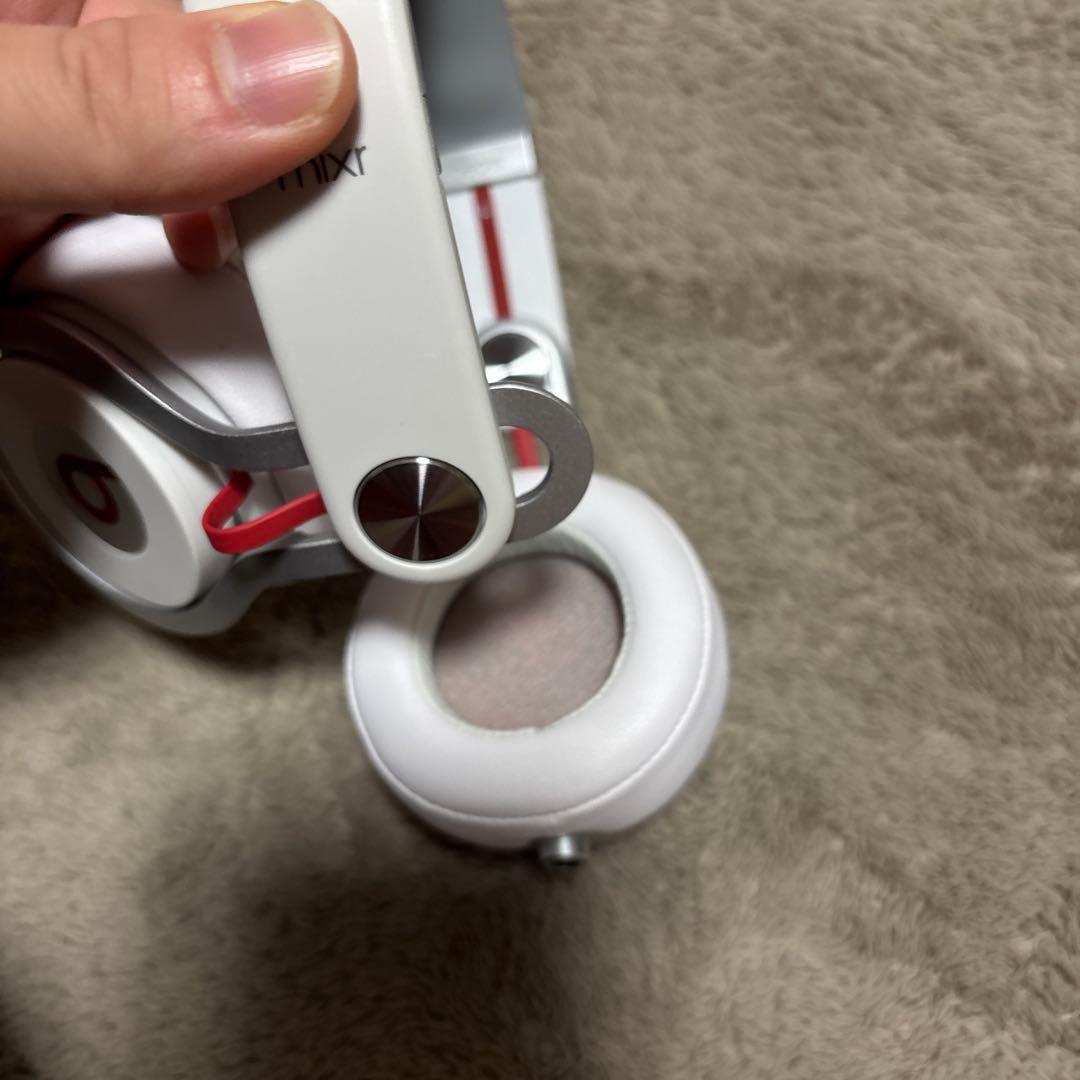beats mixr ホワイト 有線ヘッドホン