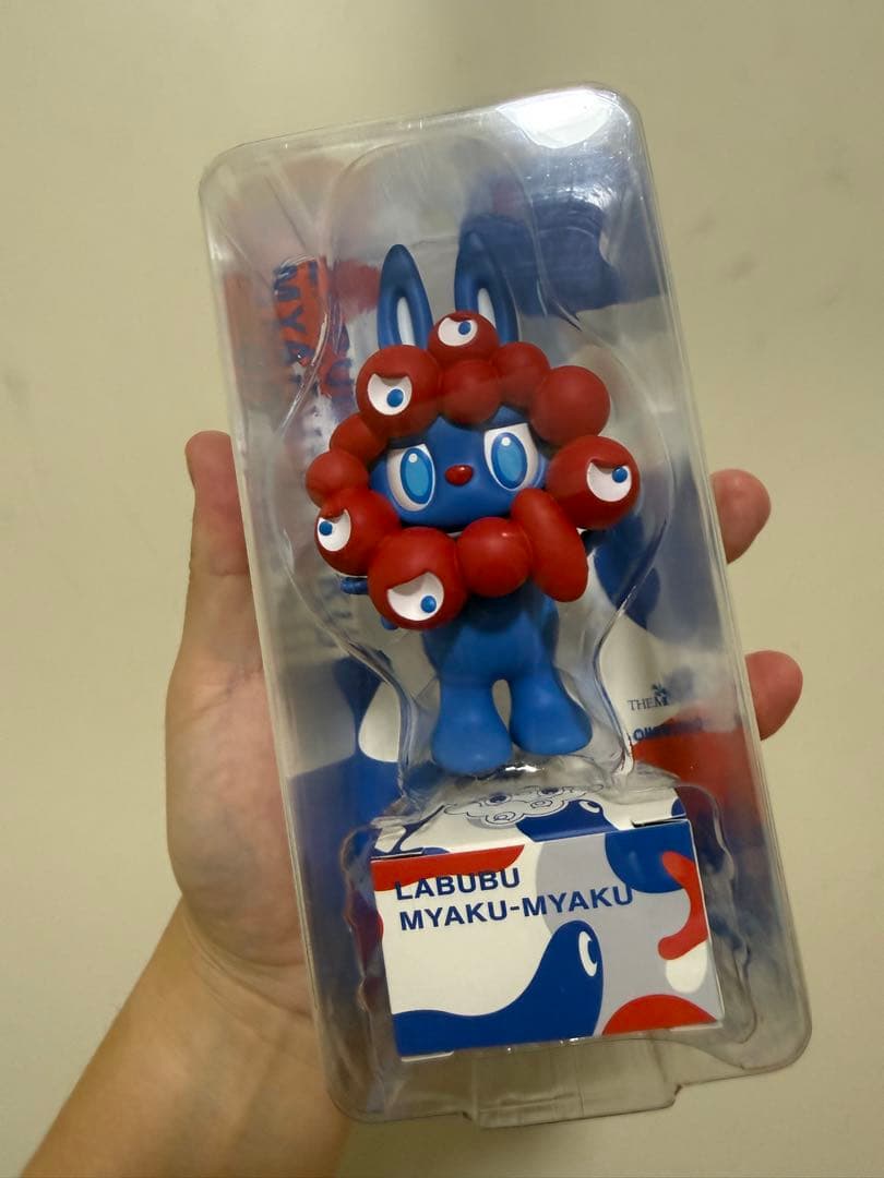 LABUBU MYAKU-MYAKU ストラップ付フィギュアEXPO2025万博