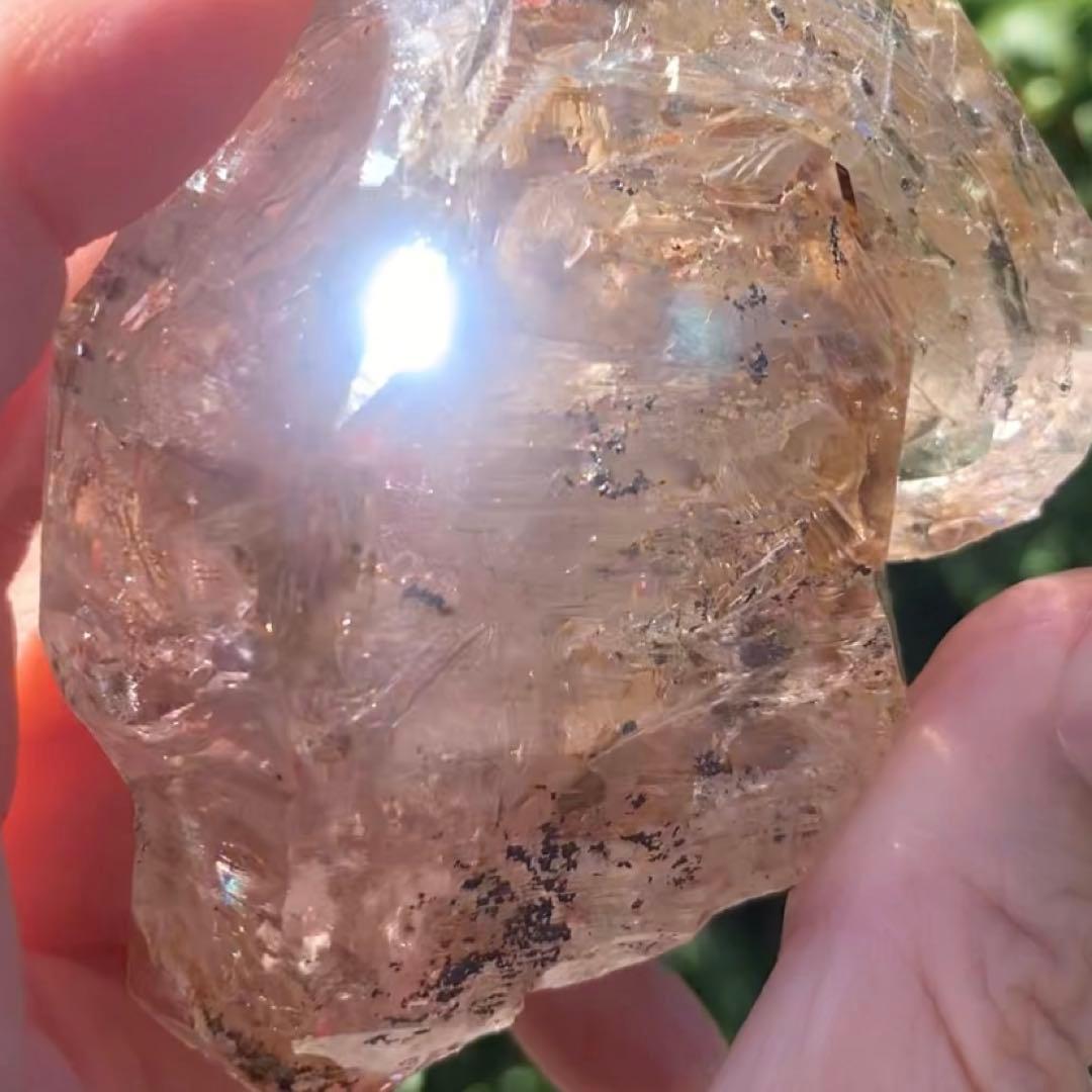 ダイヤモンド系骸骨水晶ジャイアント/巨大フェンスタークォーツ